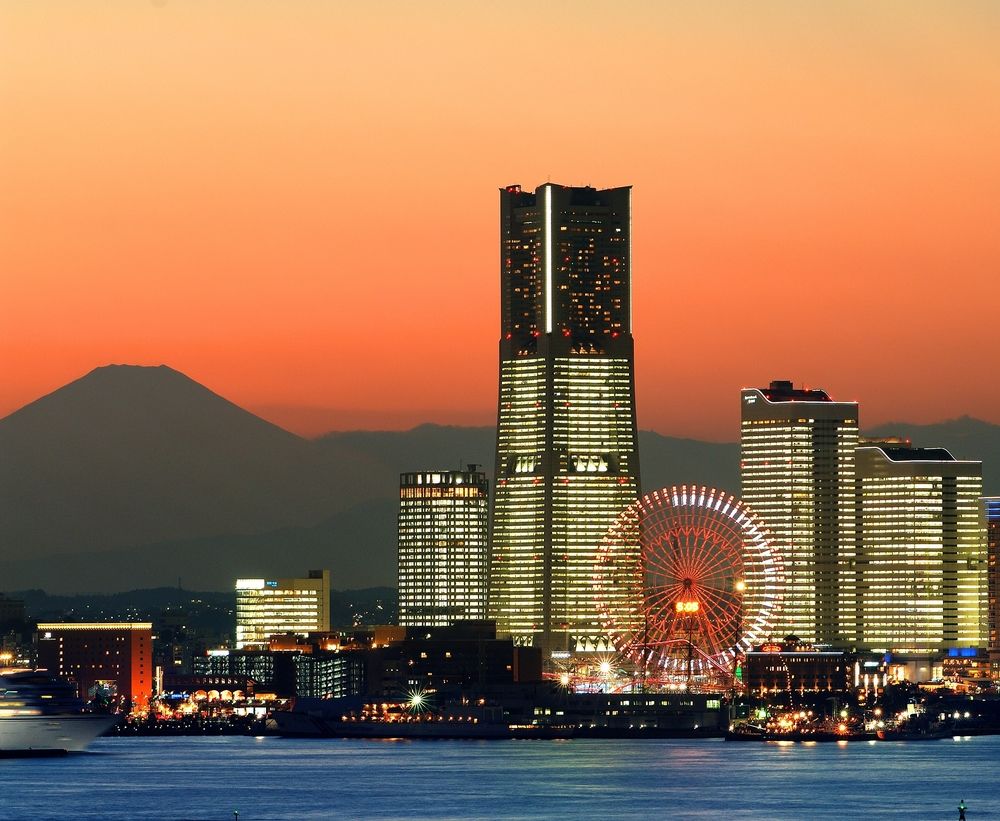 Yokohama Royal Park Hotel image 1
